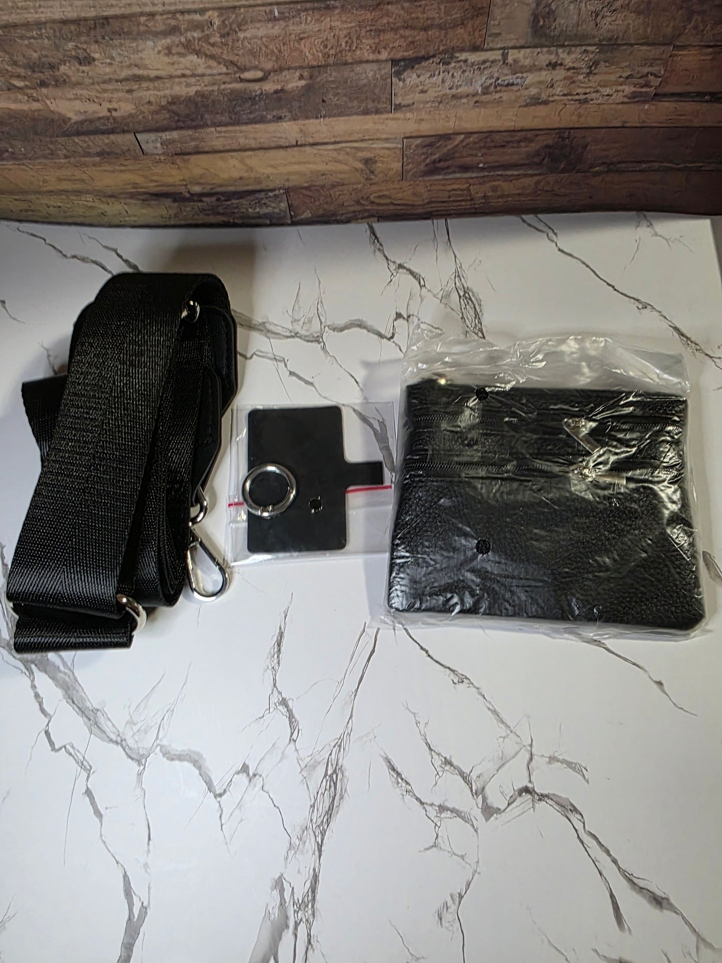 Detash items