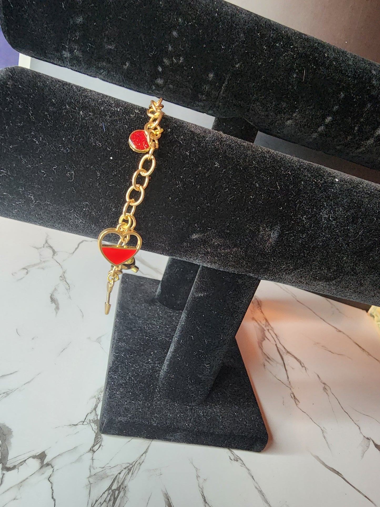 Queen of Hearts Charm Link Bracelet